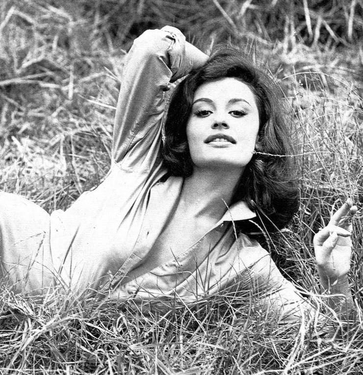 File:Raffaella Carrà 1960s.jpg