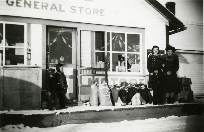 File:Buffalo Lake General Store.jpg
