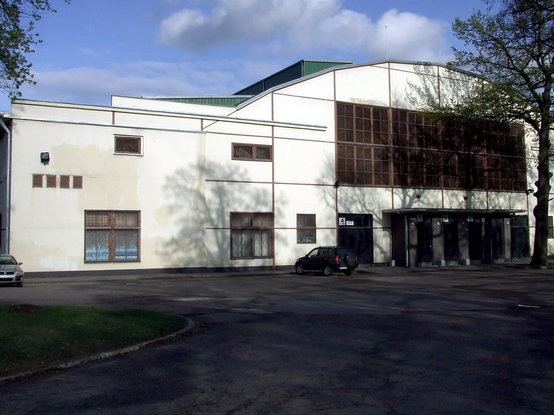 File:Kauno sporto hale.jpg