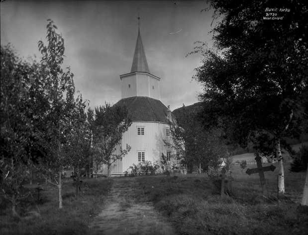 File:Buvik kyrkje Wilse.jpeg