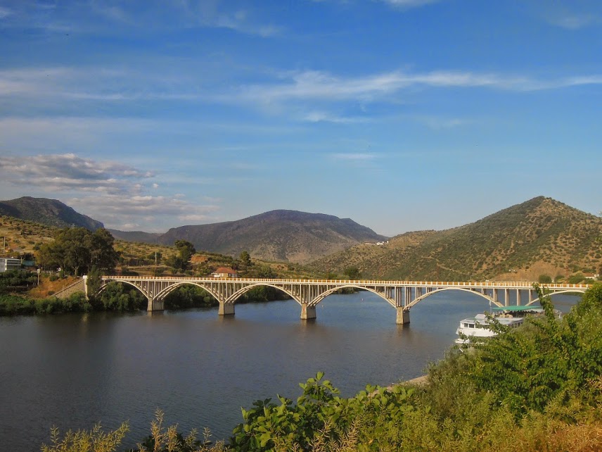 File:Ponte Sarmento Rodrigues Barca d’Alva.JPG