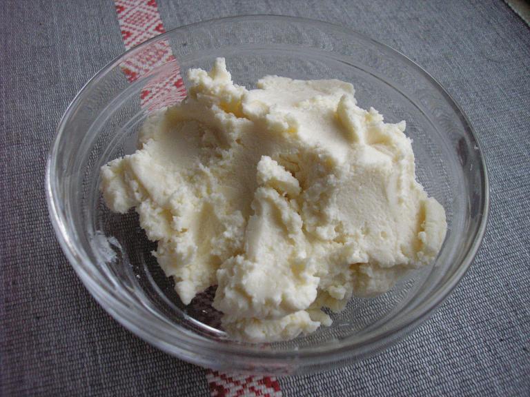 File:Bryndza cheese.jpg