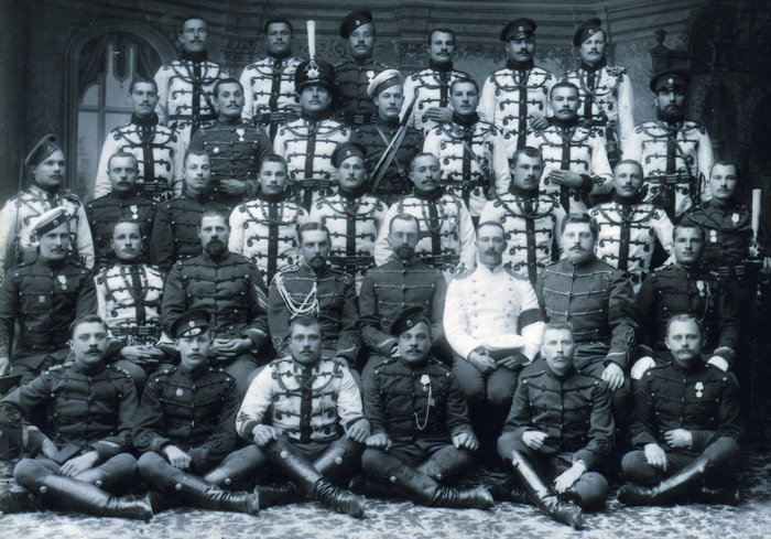 File:LGHB second eskadron 1895.jpg