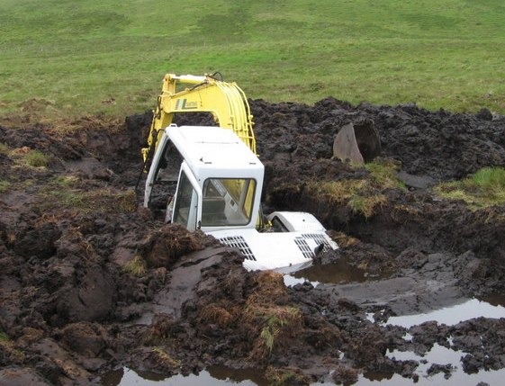 File:Stop Digging ^ - geograph.org.uk - 195319.jpg