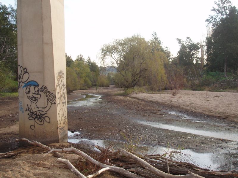 File:Looking upstream of the Bega River.jpg
