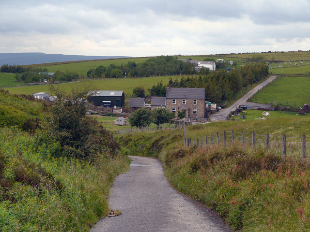 File:The Oldham Way - geograph.org.uk - 3011235.jpg
