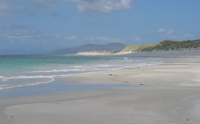 File:Berneray Beach Harris 1.jpg