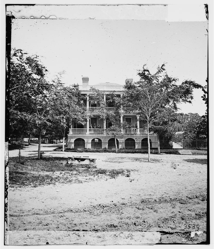 File:Rhett family plantation, Beaufort, Port Royal Island, S.C.jpg