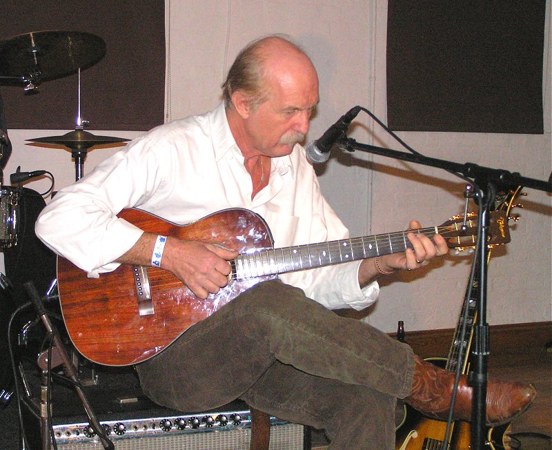 File:2005-m11-d13 (10) Bill Boazman (Sonny Black) Farnham Blues Festival.jpg