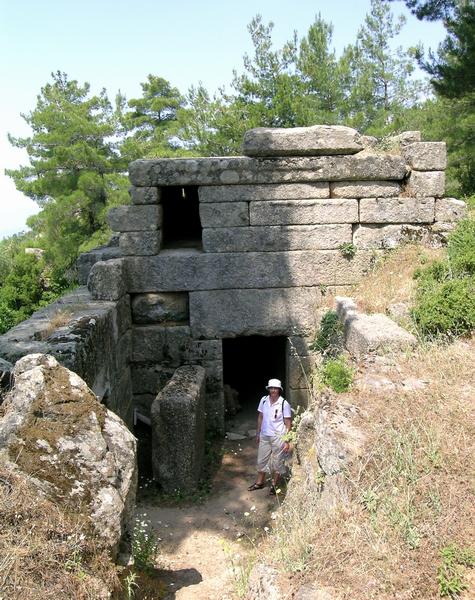 File:Labraunda, tomb of Idrieus.jpg