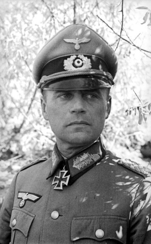 File:Bundesarchiv Bild 101I-218-0518-12, Russland-Süd, Generalmajor mit Ritterkreuz.jpg