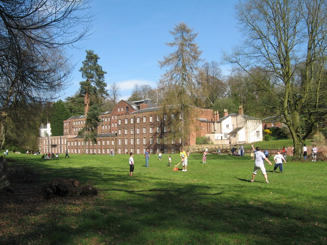 File:Wilmslow - Quarry Bank Mill, Styal.jpg