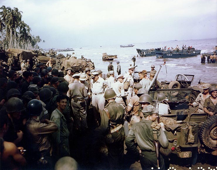 File:Leyte beachhead.jpg