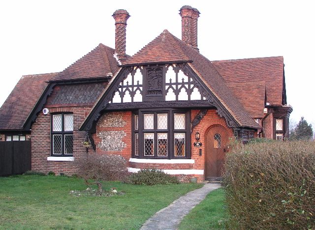 File:Monks Orchard Lodge.jpeg