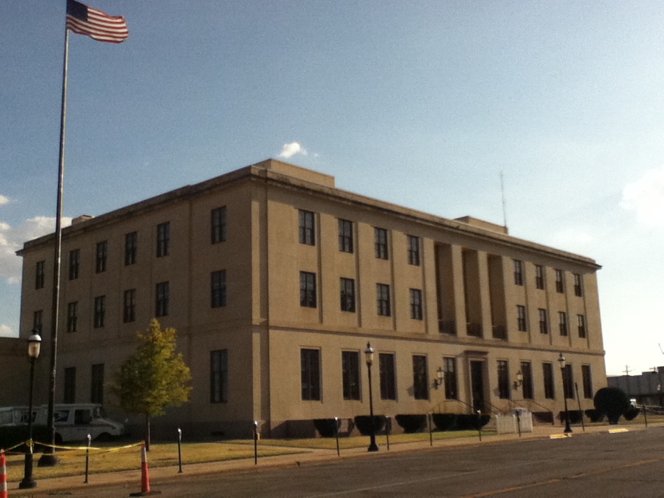 File:United States Post Office and Federal Courthouse in Enid.jpg