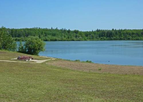 File:Figure Eight Lake.jpg