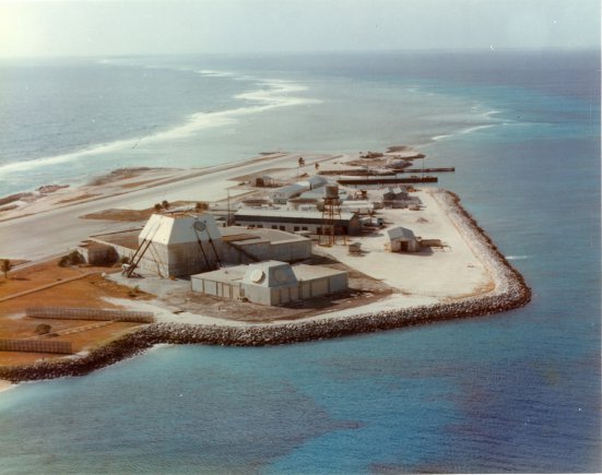 File:Meck Island radars.jpg