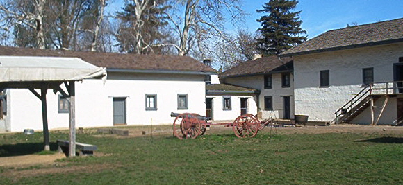 File:SuttersFort2002.jpg