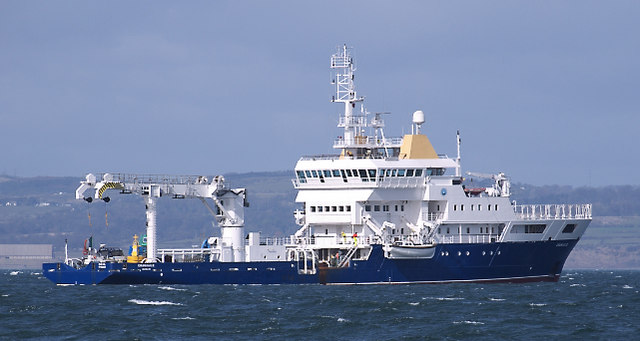 File:The ILV 'Granuaile' off Bangor - geograph.org.uk - 1763086.jpg