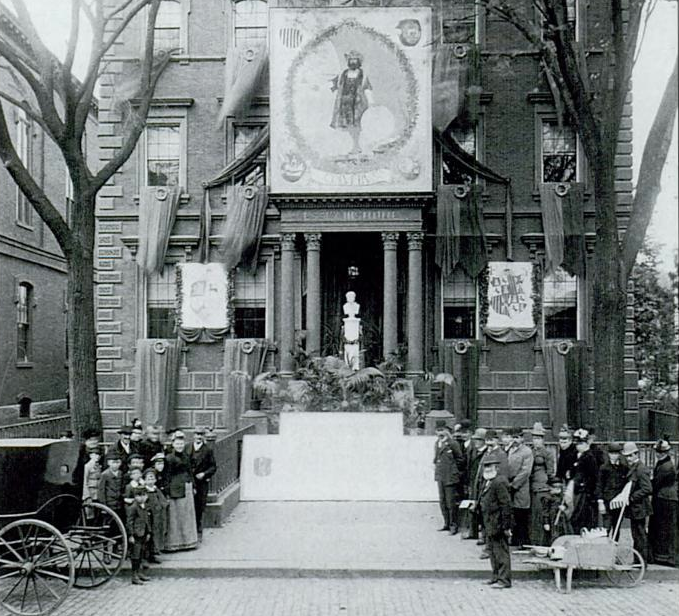 File:1892 DalandHouse ColumbusDay Salem Massachusetts byFrankCousins 2.png