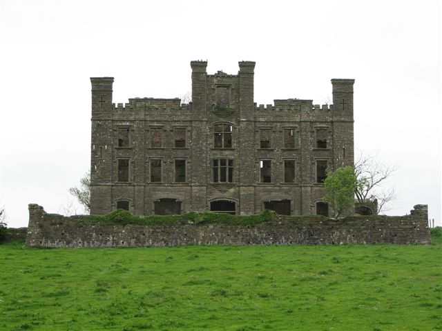 File:Altinaghree Castle.jpg