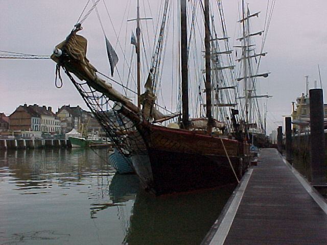 File:Zeilschip167.jpg