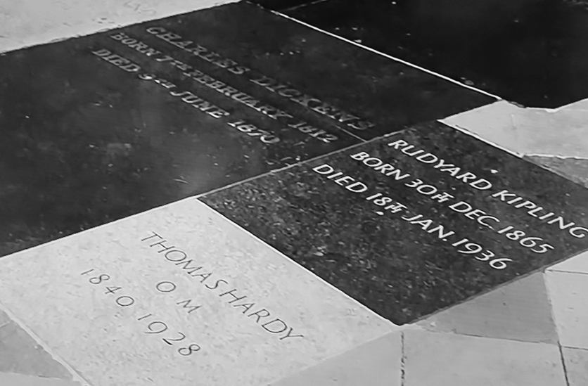 File:Kipling's grave in Poets Corner.png