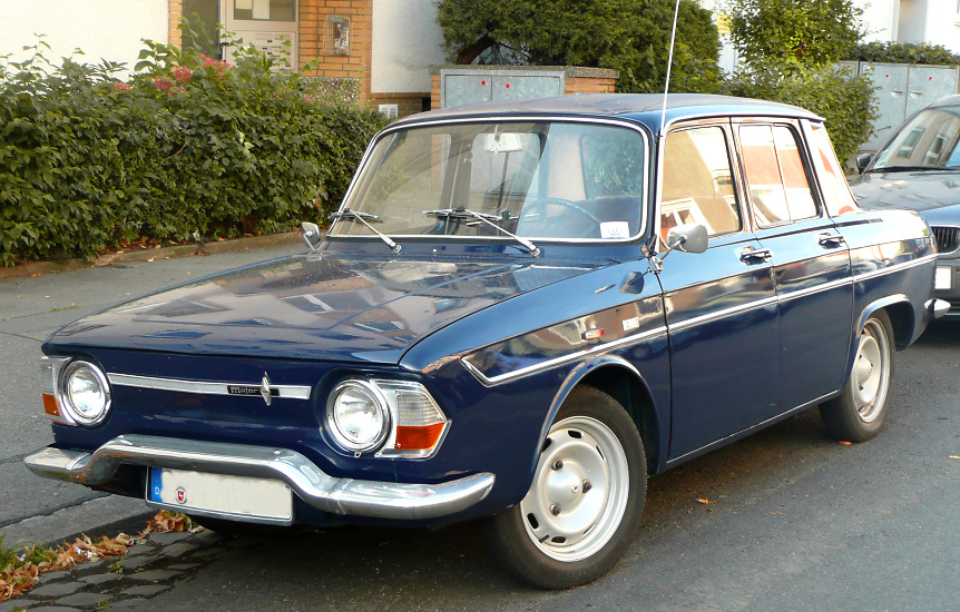 File:Renault R 10 Major 2009.jpg