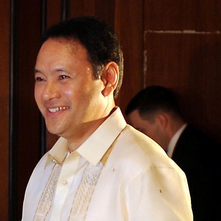 File:Gates Teodoro Press Conference 090601 cropped4.jpg