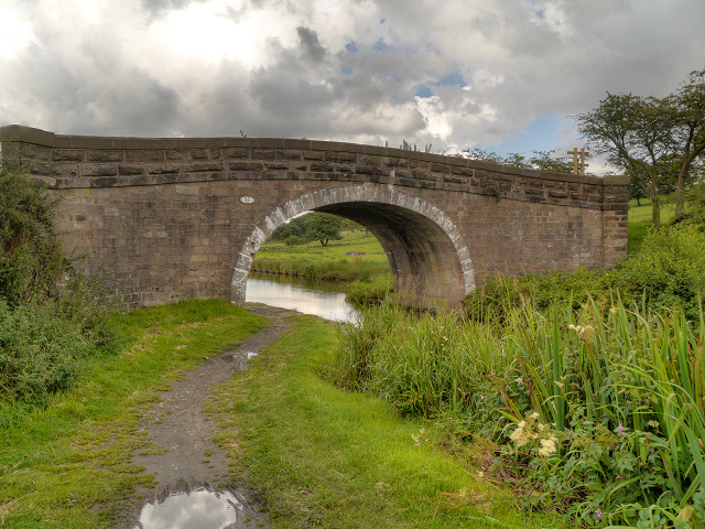 File:Ollerton Bridge No 2, Withnell.jpg