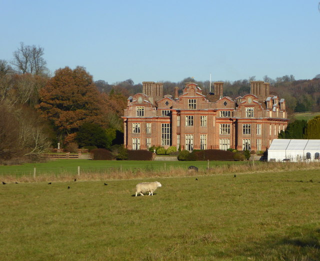 File:Broome Park Golf and Country Hotel - geograph.org.uk - 5215574.jpg