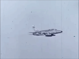 File:F100 Napalm.gif