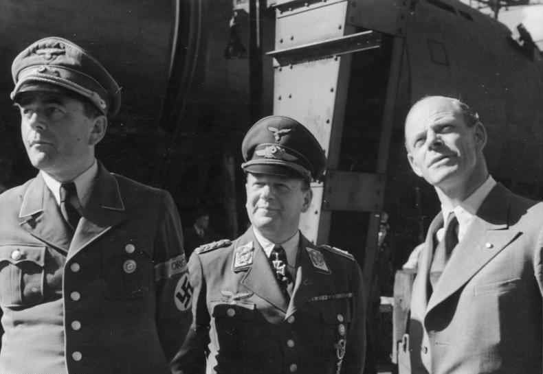 File:Bundesarchiv Bild 183-H28426, A. Speer, E. Milch, W. Messerschmitt.jpg