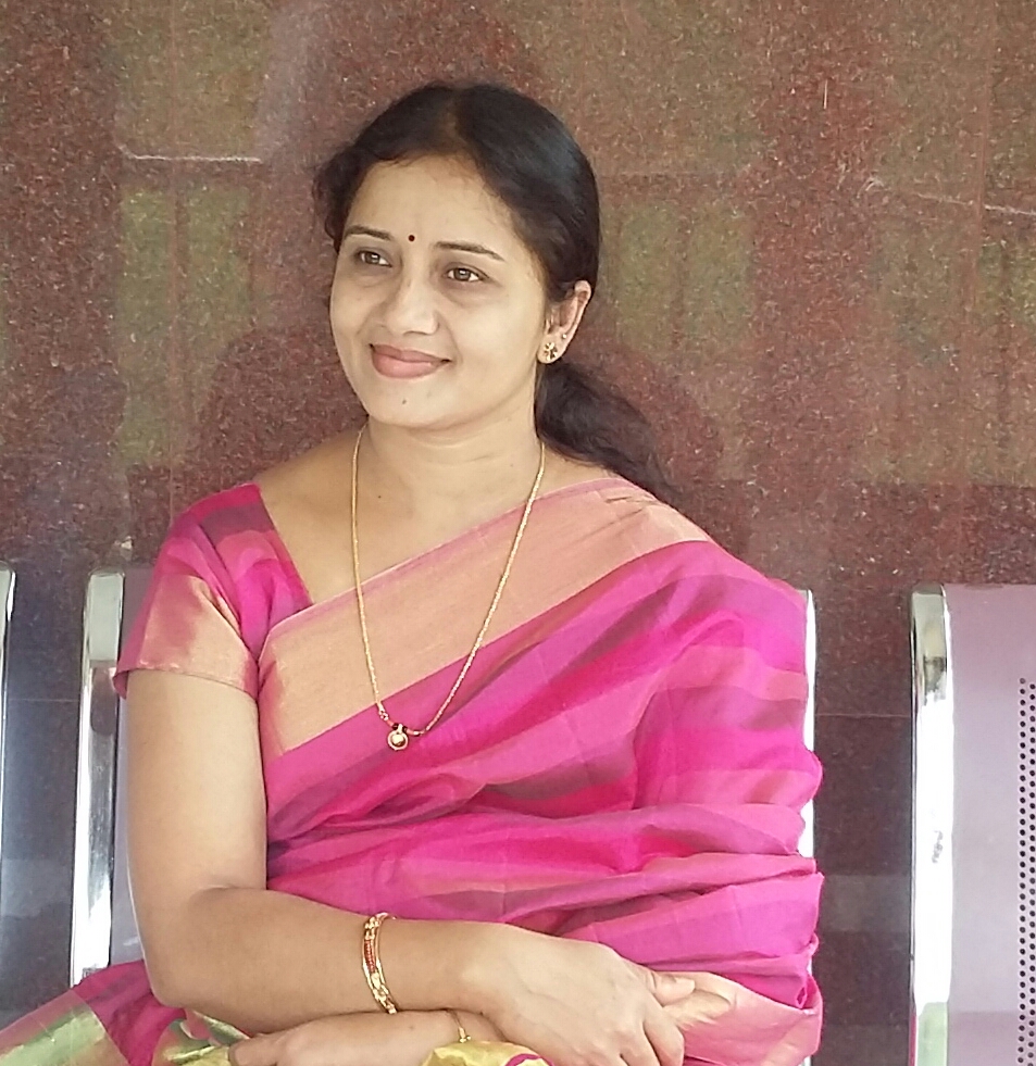 File:Smitha Amrutha Raj 04.jpg