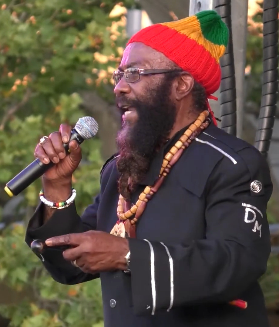 File:Denroy Morgan at International Arts Festival 2017.jpg