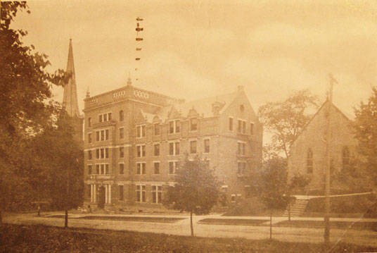 File:Hays Hall 1912.jpg