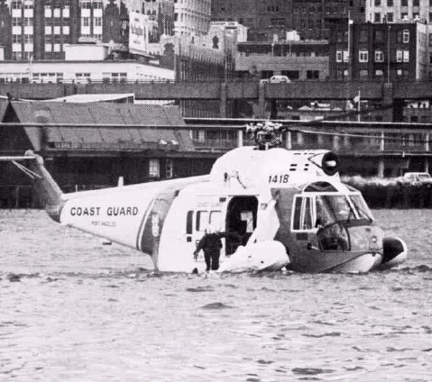 File:HH-52A PortAngelesWA NAN6-79.jpg