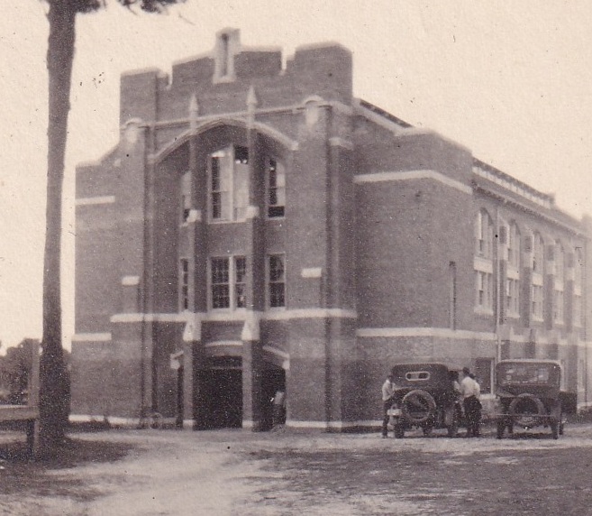 File:UF Women's Gymnasium 1920s.jpg