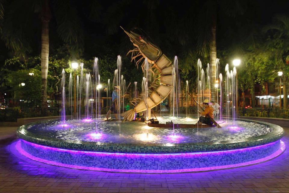 File:Parque central de Balao.jpg