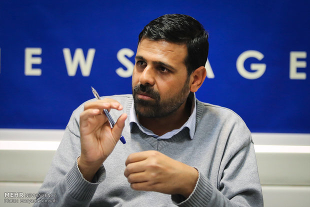 File:Ahmad Naderi in Press conf.jpg