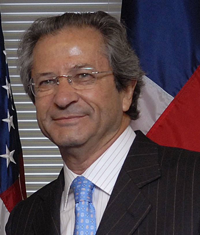 File:Jose Goni 080408-N-2855B-062 0ZK4F.jpg