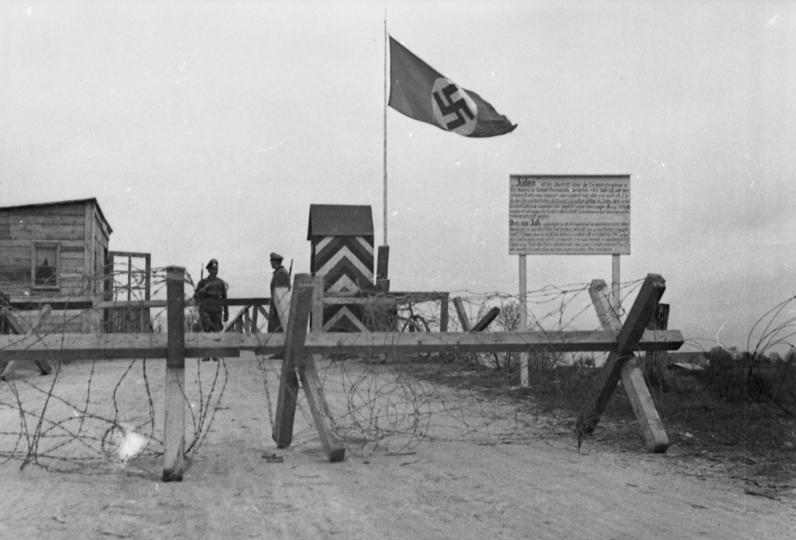 File:Bundesarchiv Bild 101I-017-1065-44A, Frankreich, Demarkationslinie, Kontrollposten.jpg