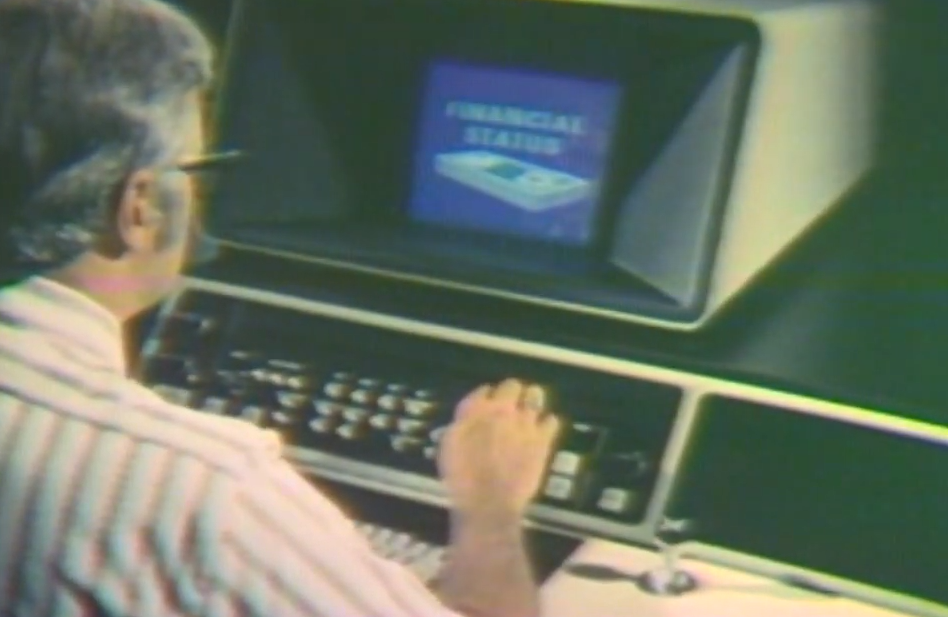 File:Genigraphics 100 in use.png