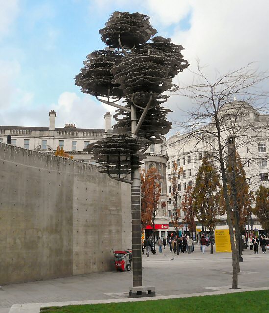 File:The Tree of Remembrance - geograph.org.uk - 1567280.jpg