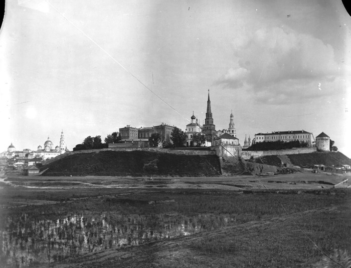 File:Общий вид Кремля. Казань.2.1894.jpg