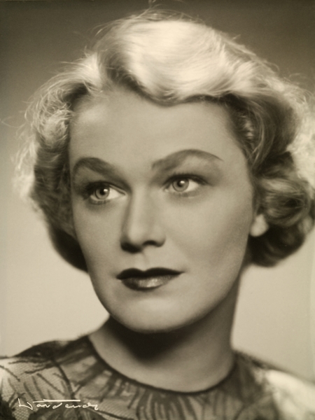 File:Randi Brænne.jpg