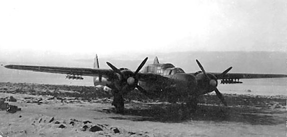 File:425th Night Fighter Squadron P-61 Black Widow with rockets under wings.jpg