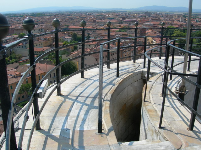 File:Leaning tower staircase 8th floor.JPG