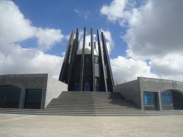 File:ضريح سلطان باشا الأطرش.jpg
