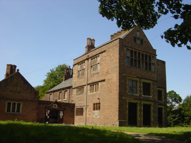 File:Bewsey Old Hall.jpg